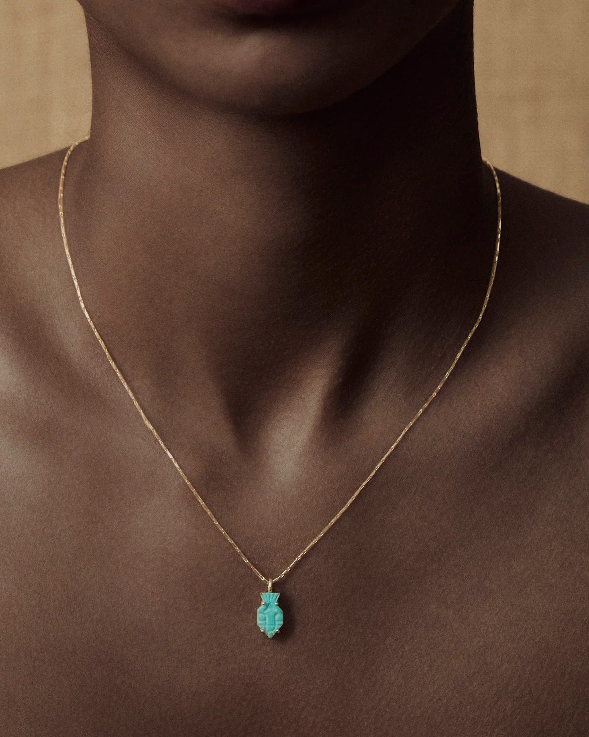 Turquoise Bes Necklace - 9ct - Image 3