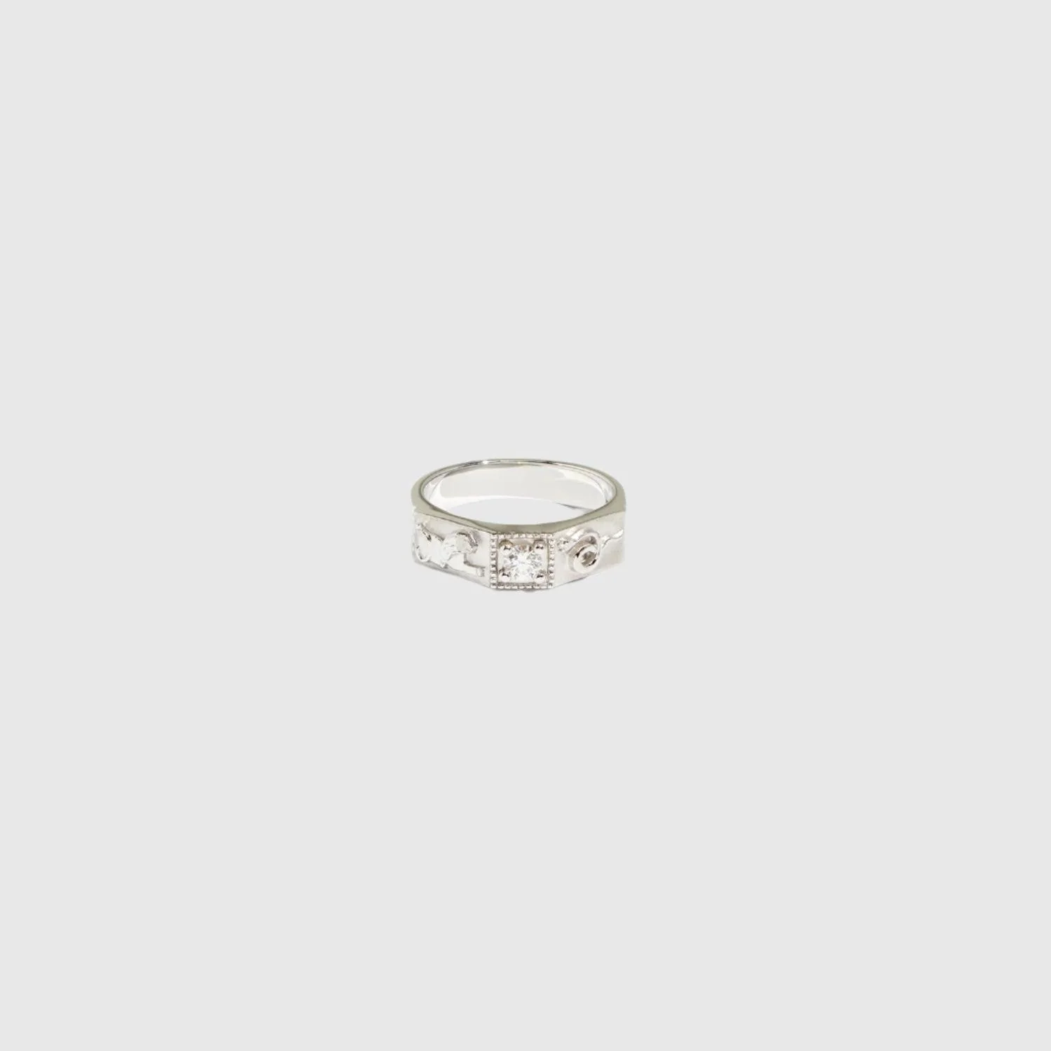 Cartouche Diamond Ring - 18ct - Image 3