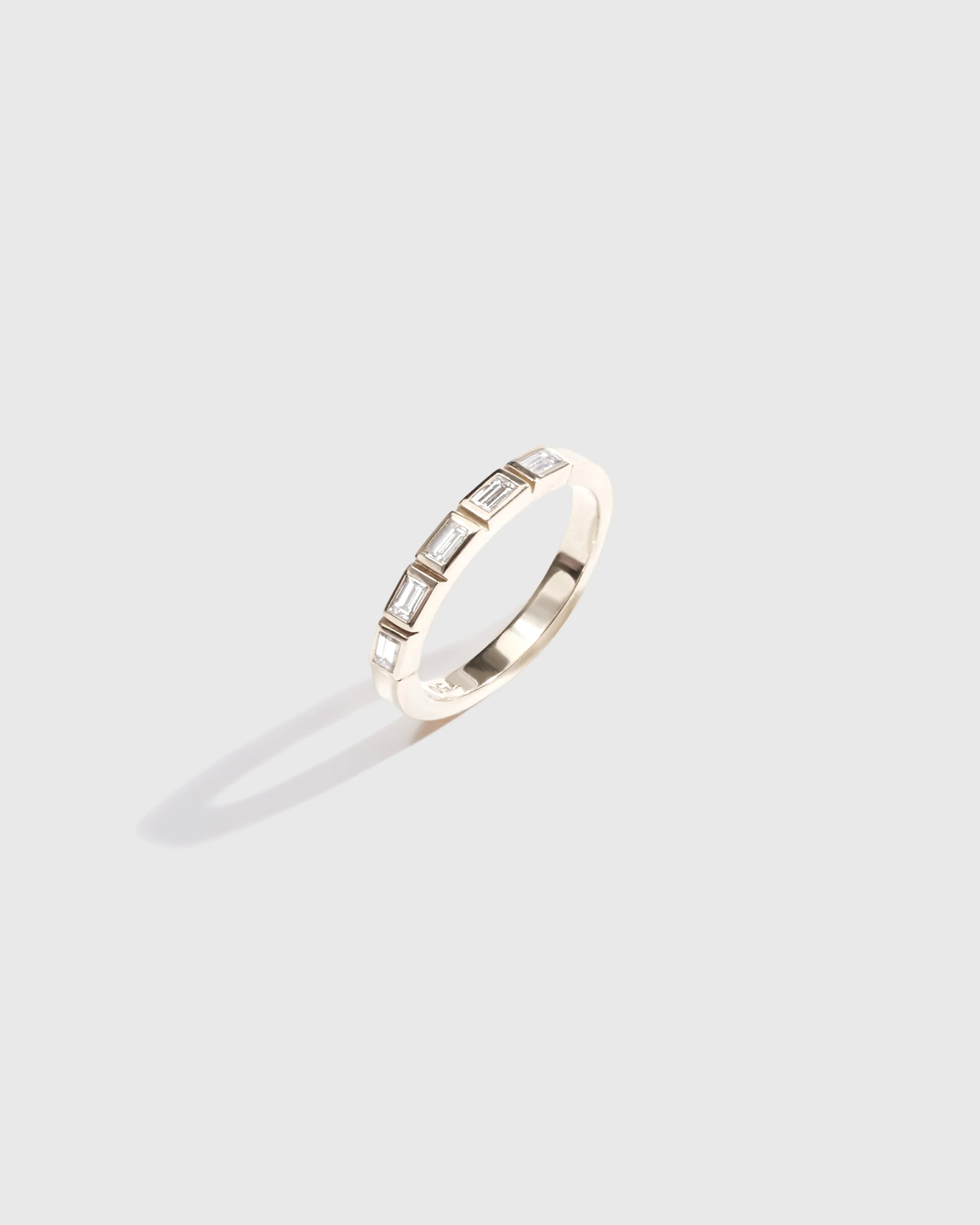 Crown Wedding Band - 18ct Diamond - Image 3