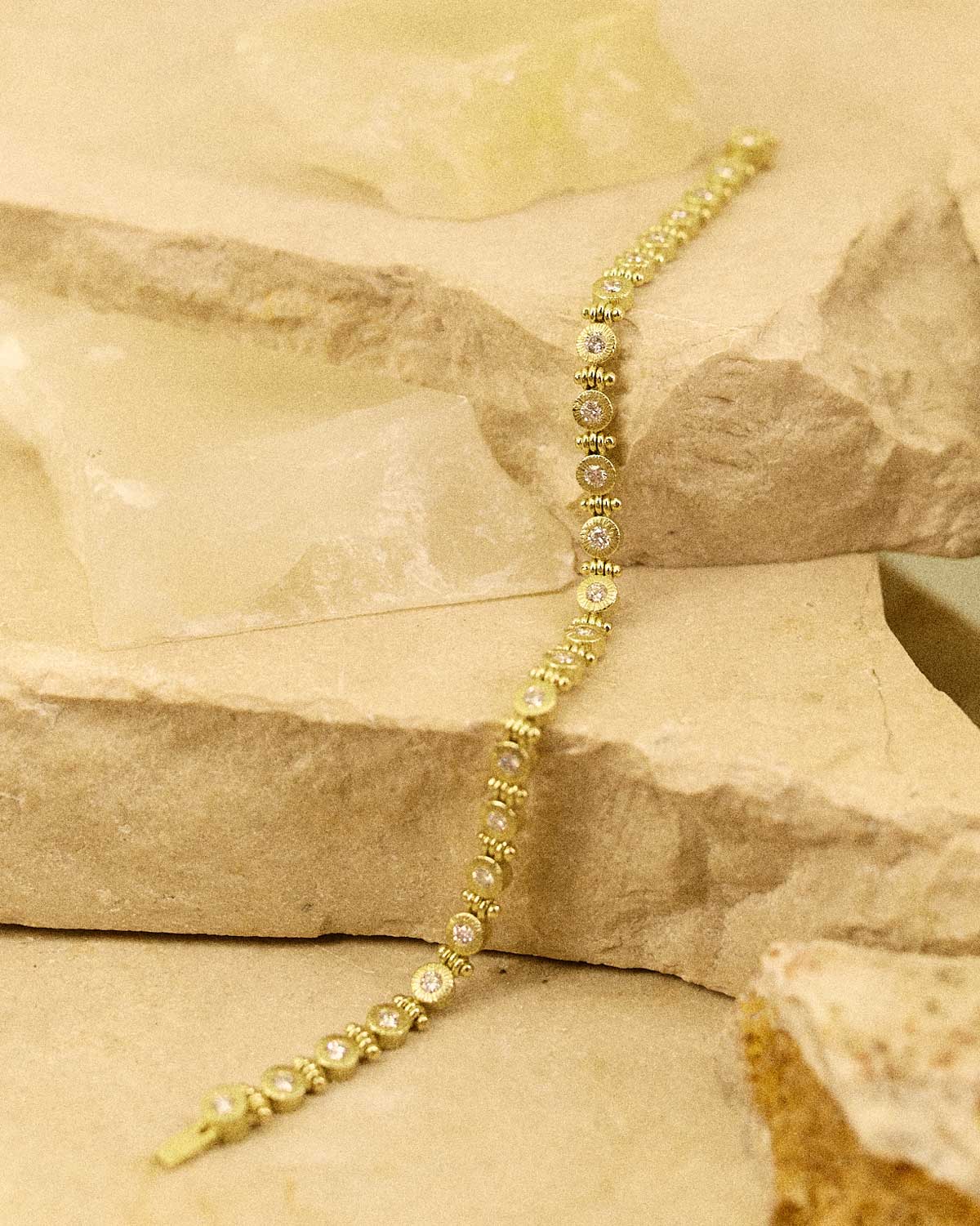 Diamond Tennis Bracelet - 18ct - Image 4