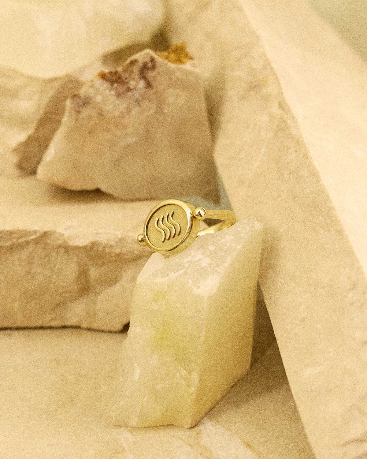 Diamond Tribute Ring - 18ct - Image 9