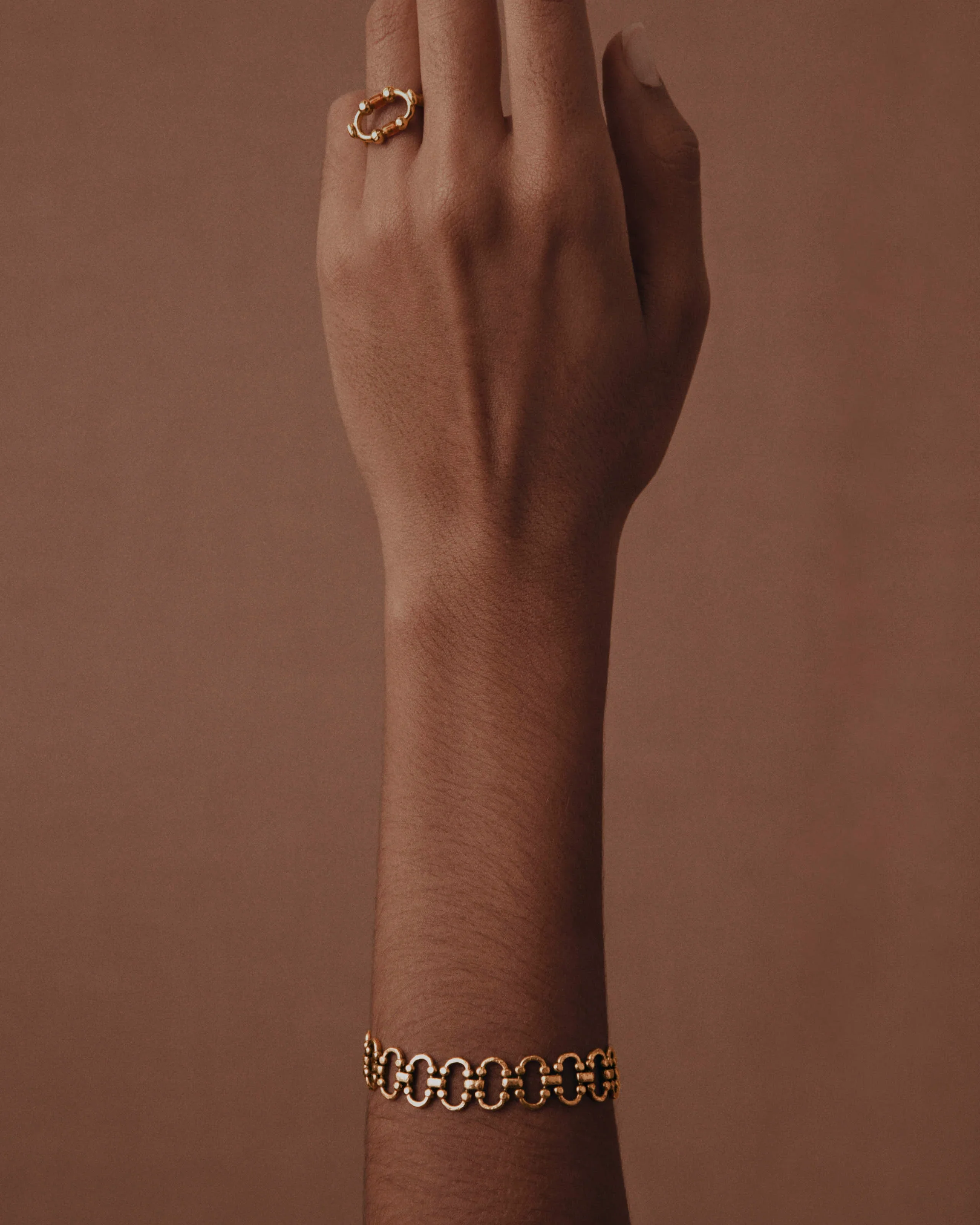Sulis Bracelet - 9ct - Image 4