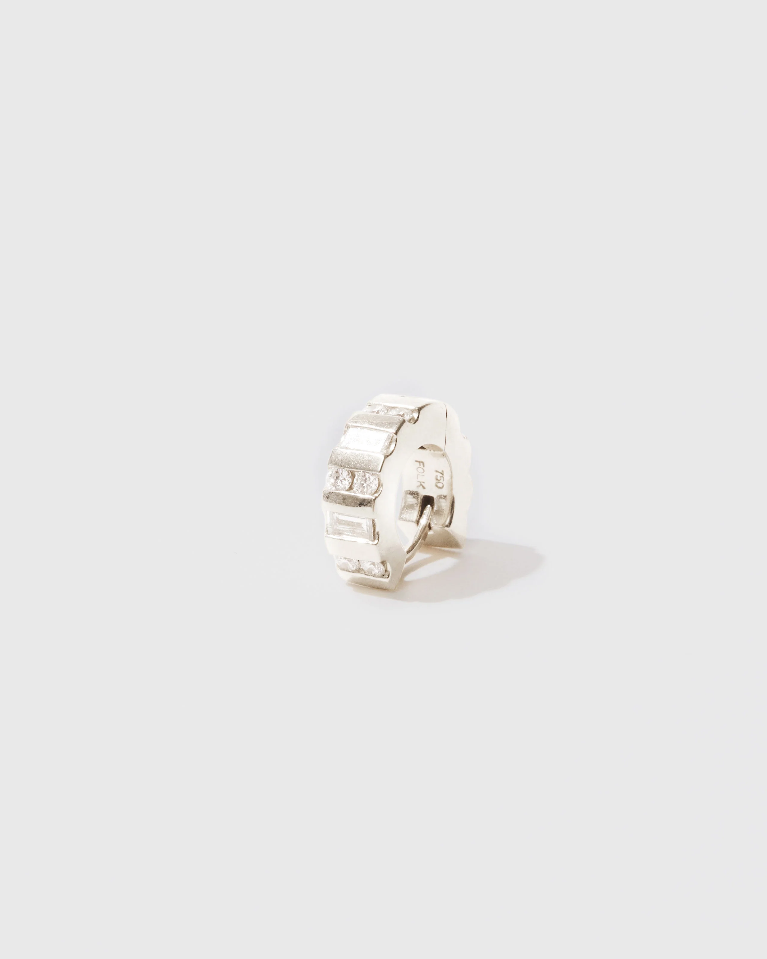 Townes Huggy - 18ct Diamond - Image 5